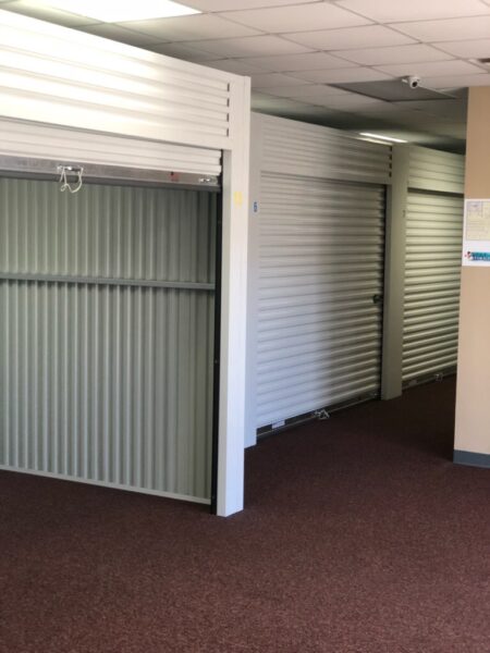 419-439 S Charles G Seivers Blvd, Clinton B&B Storage
