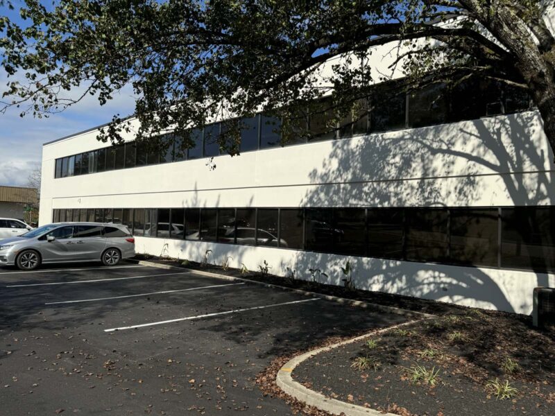 Creekside Plaza